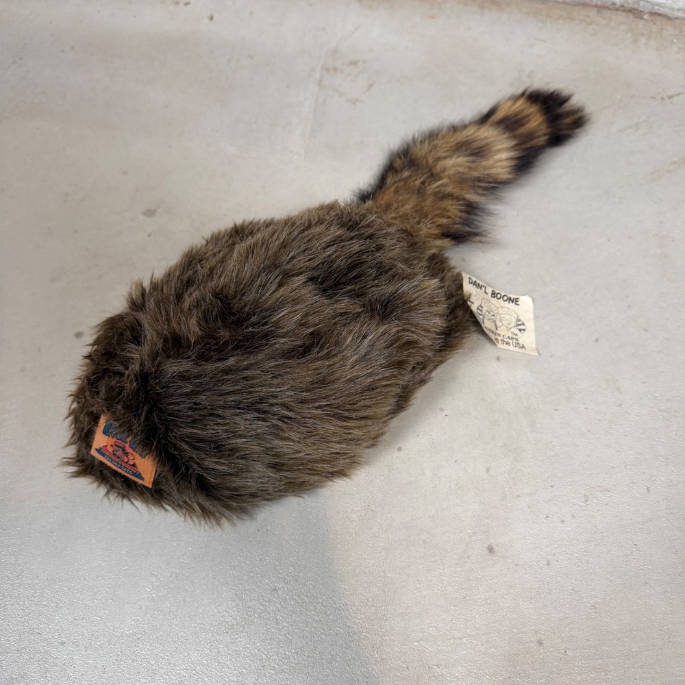 Dan'l Boone Coonskin Cap real Fur Hat with Tail River Rat Mens Large Brown USA